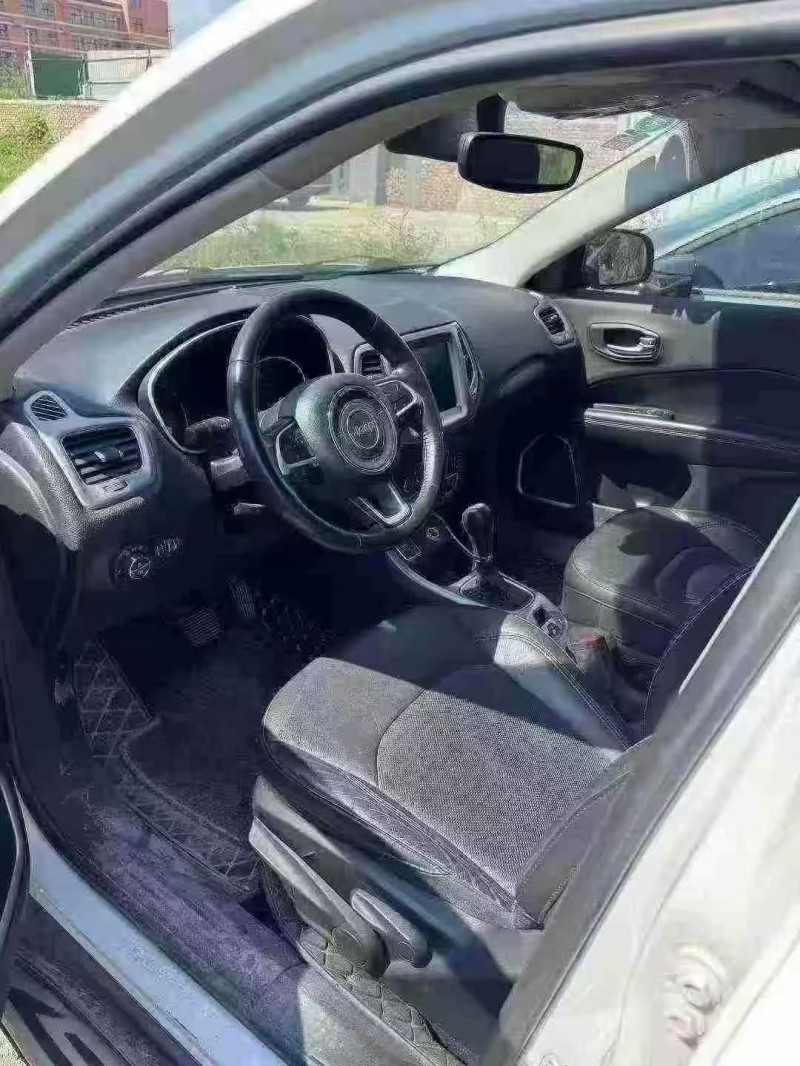 菏泽17年Jeep指南者5