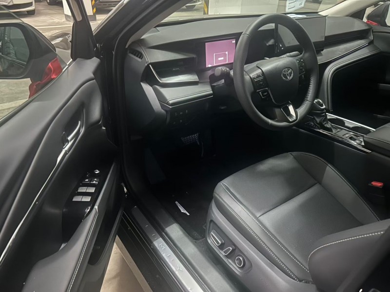 娄底25年丰田凯美瑞3