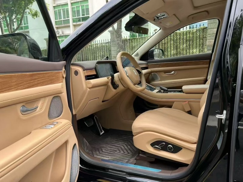 深圳24年华为智选问界4