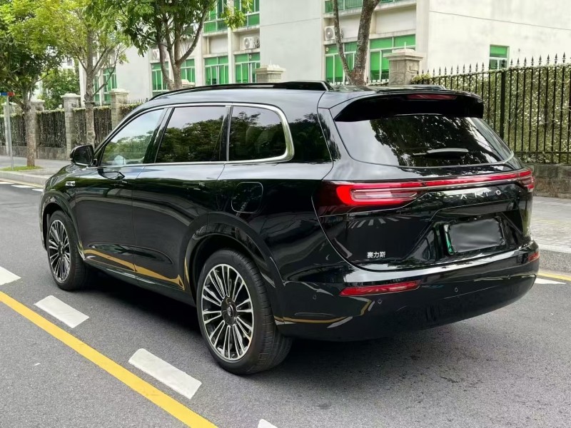 深圳24年华为智选问界7