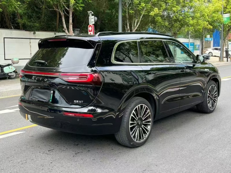 深圳24年华为智选问界8