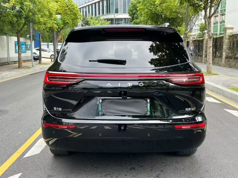 深圳24年华为智选问界9