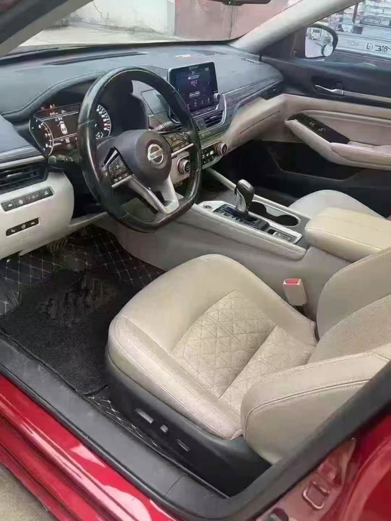 菏泽19年日产天籁5