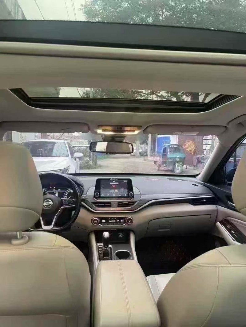 菏泽19年日产天籁6