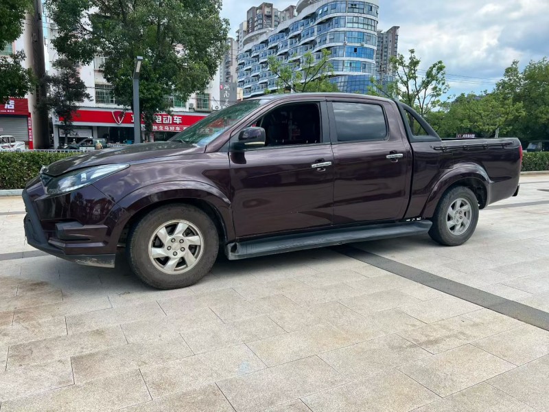 上饶18年江铃域虎2