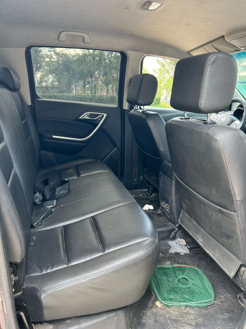 上饶18年江铃域虎4