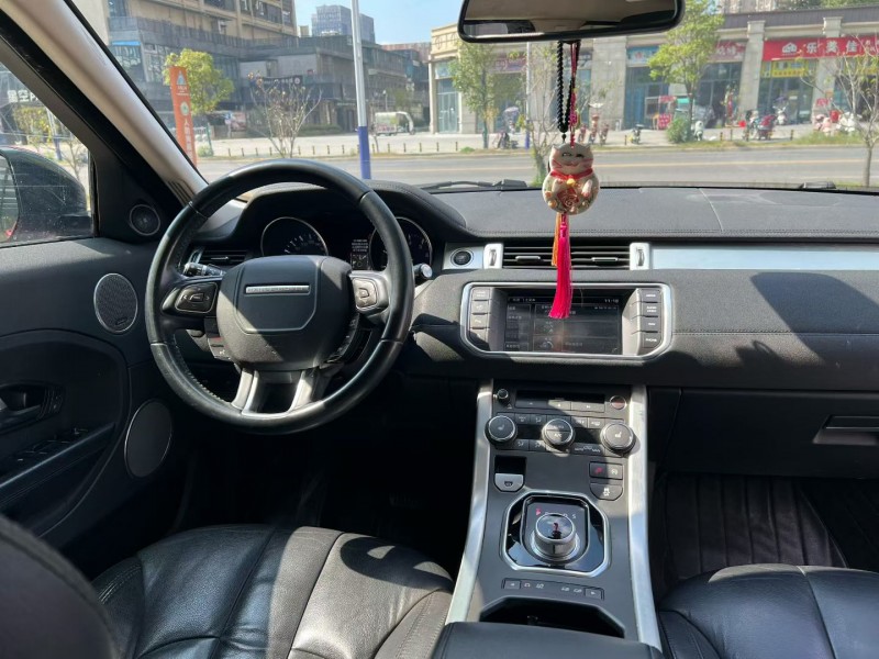 上饶14年路虎极光9