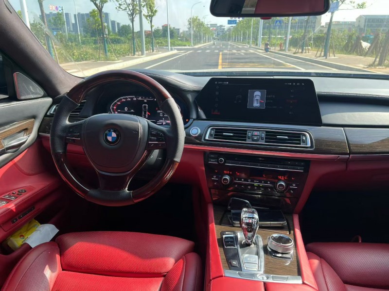 上饶10年宝马7系6