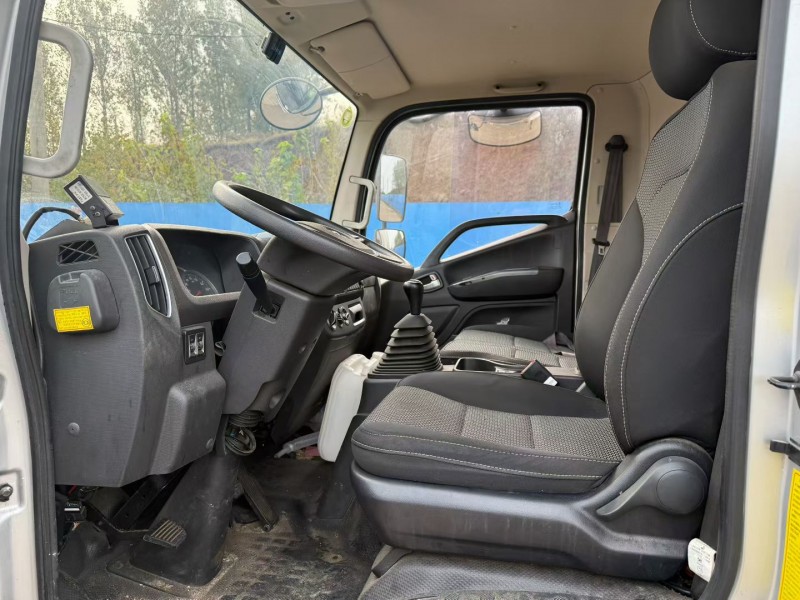 青岛22年福田欧马可4