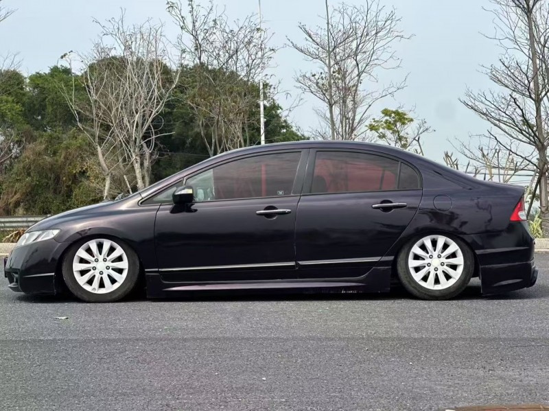 汕头14年别克君威3