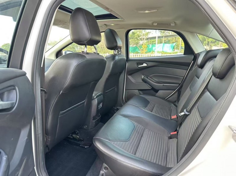 汕头16年福特福克斯6