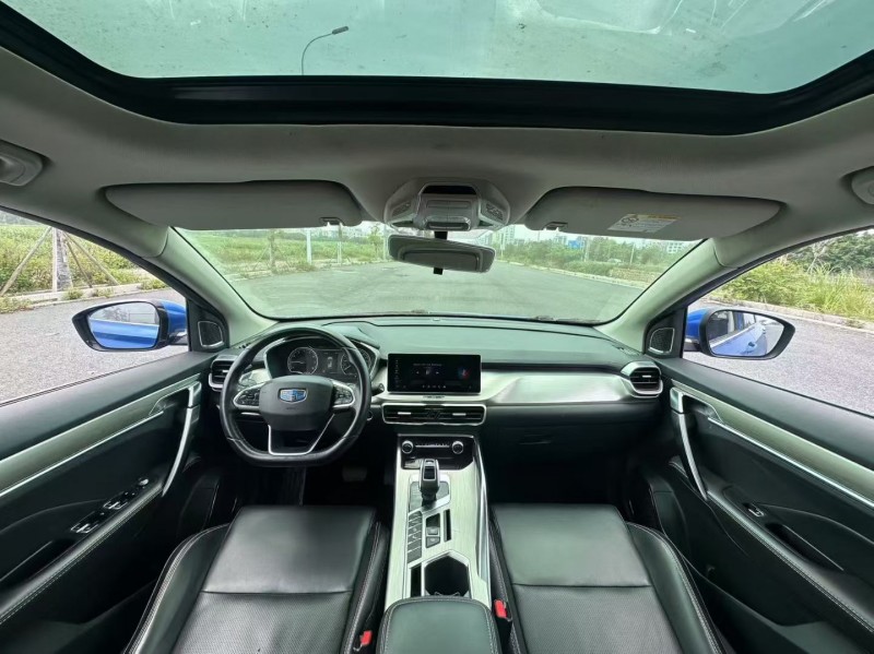 汕头19年吉利缤越5