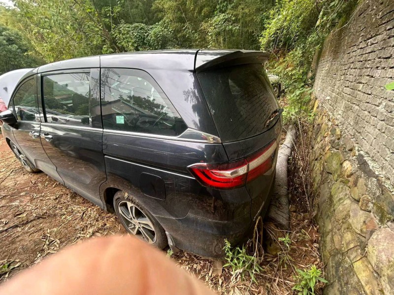 无锡17年本田奥德赛2