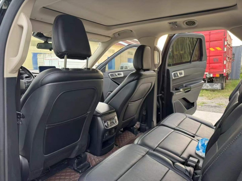 徐州21年福特探险者3