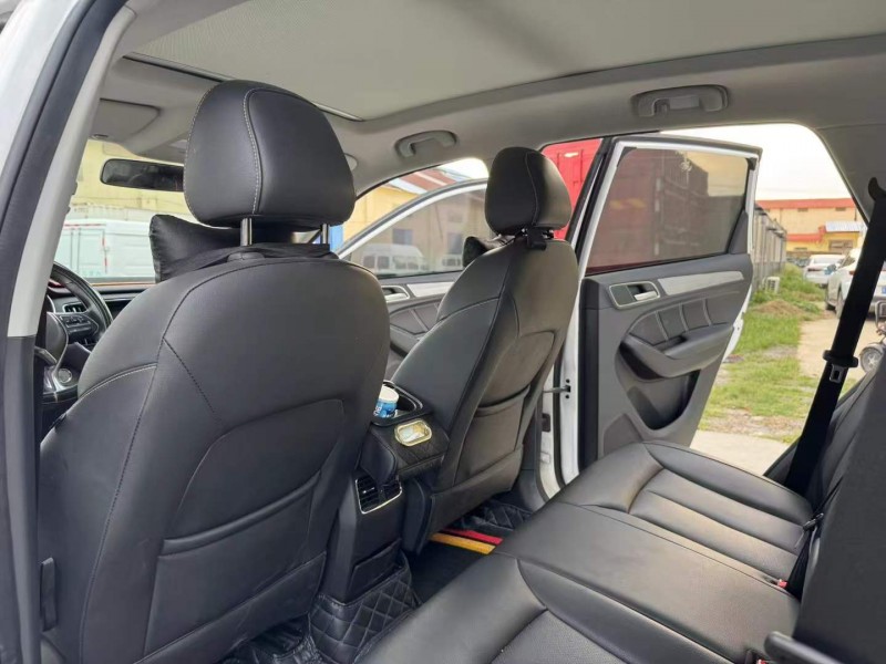 徐州20年荣威RX55