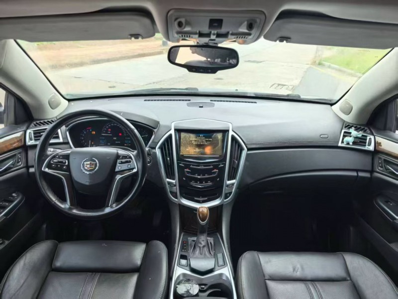 三明15年凯迪拉克SRX6