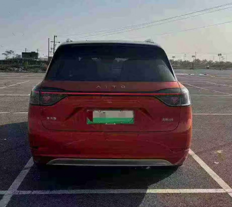 西安24年华为智选问界5