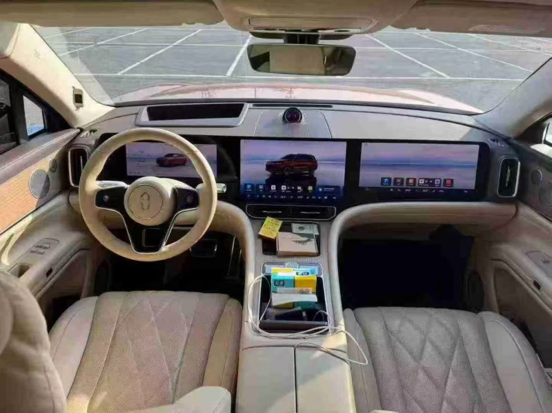 西安24年华为智选问界7