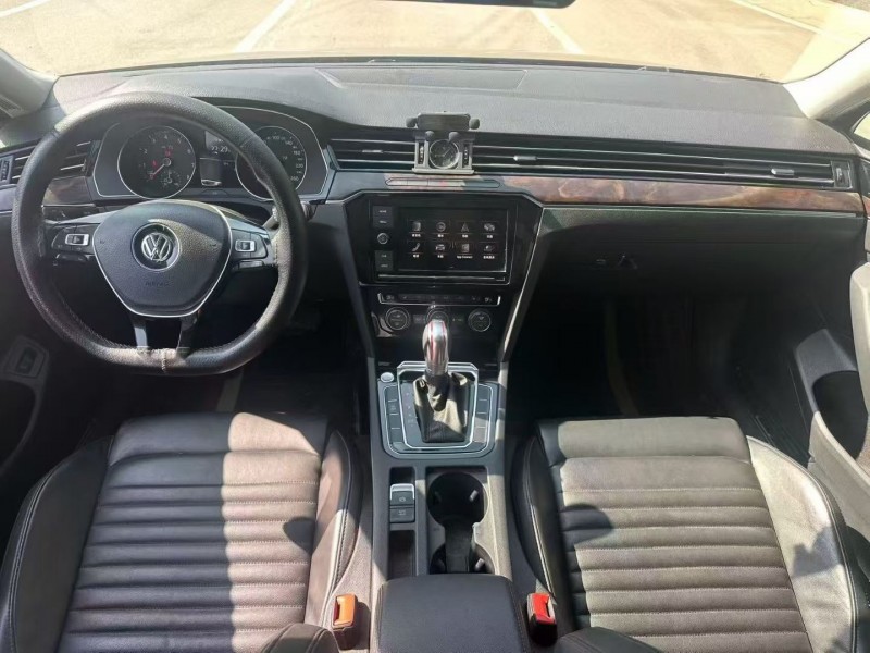 淄博19年大众迈腾4