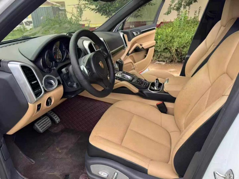 徐州14年保时捷卡宴5