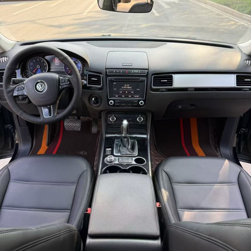 滨州17年大众途锐4