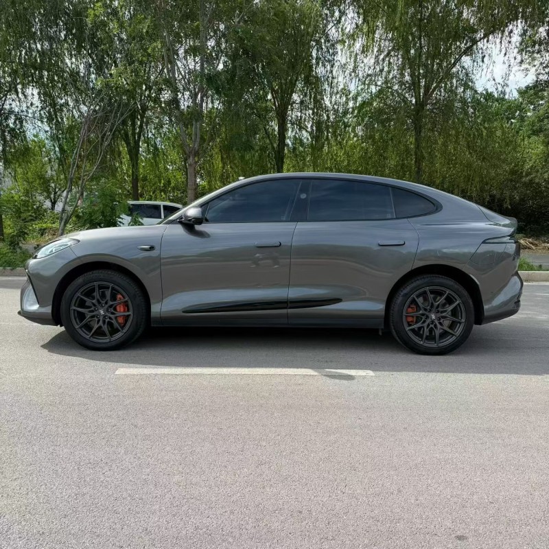 泰安24年智己LS69