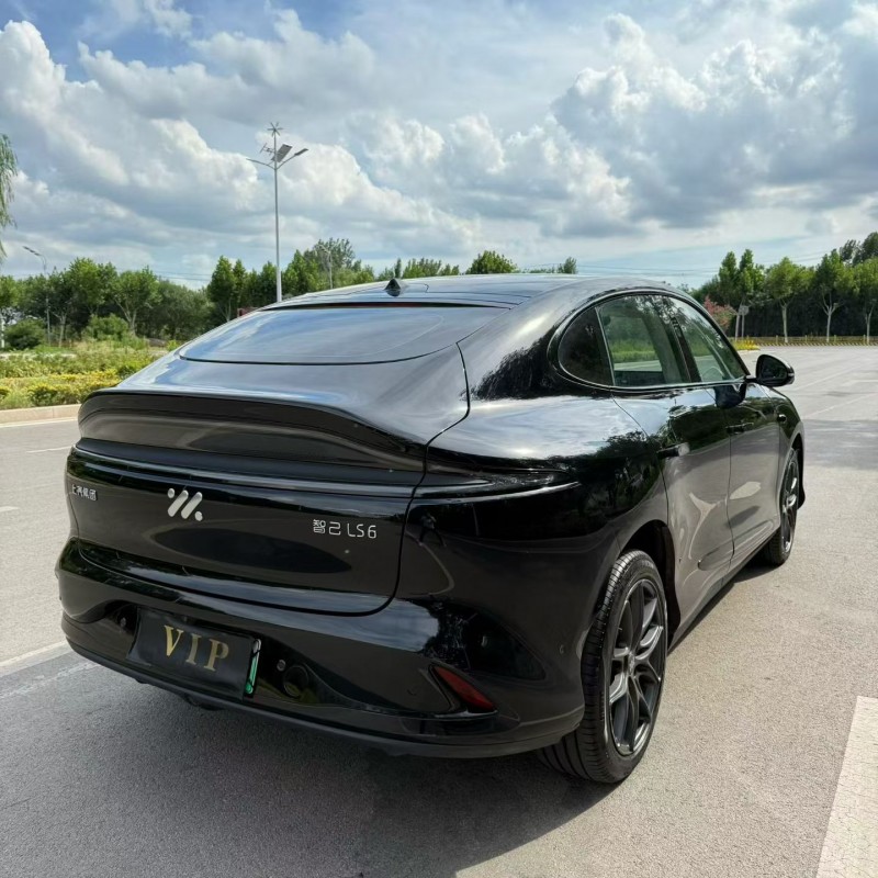 威海24年智己LS67