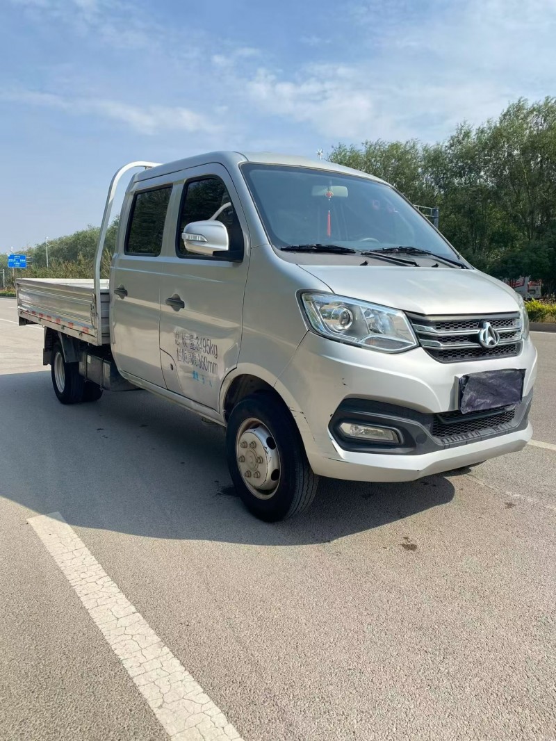 济宁24年东风小康2