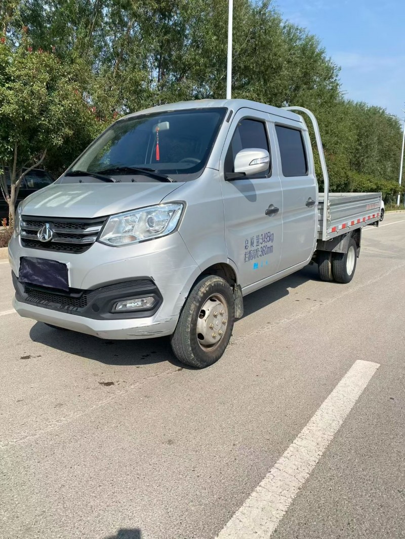 济宁24年东风小康3