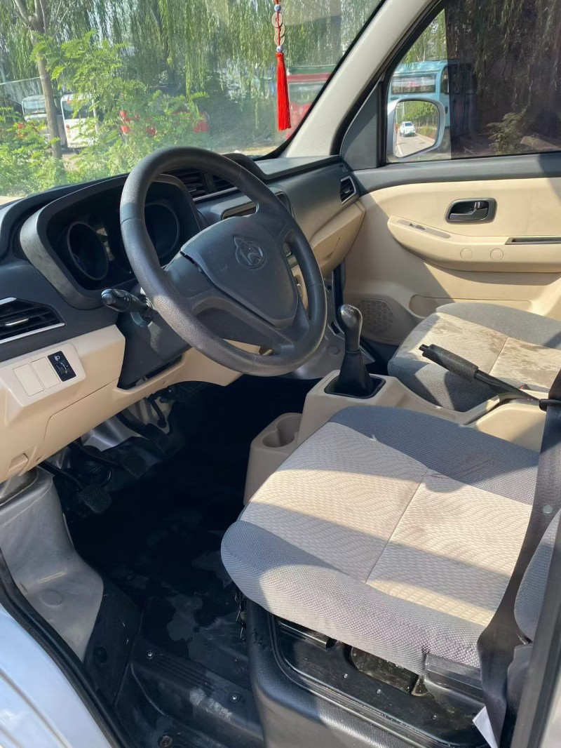 济宁24年东风小康8