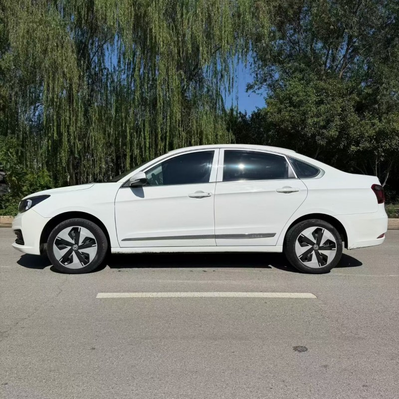 济宁23年东风风神7