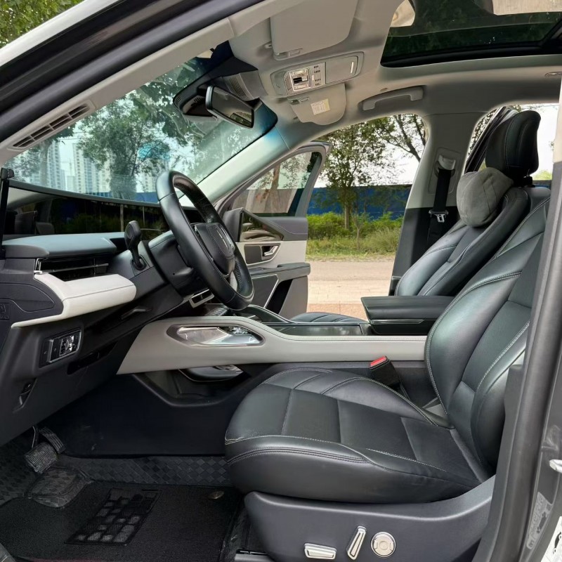 济宁23年林肯航海家4