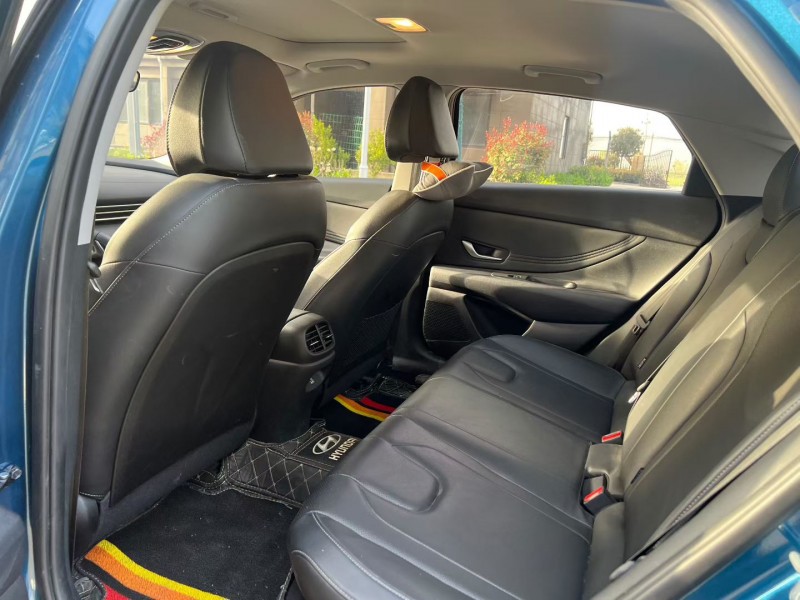 徐州22年现代伊兰特6