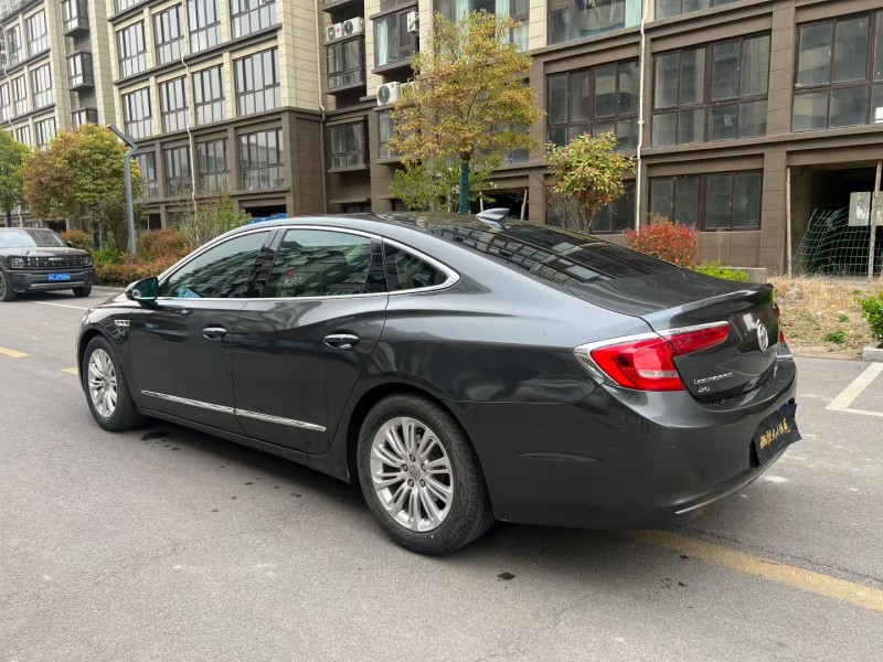 徐州17年别克君越7