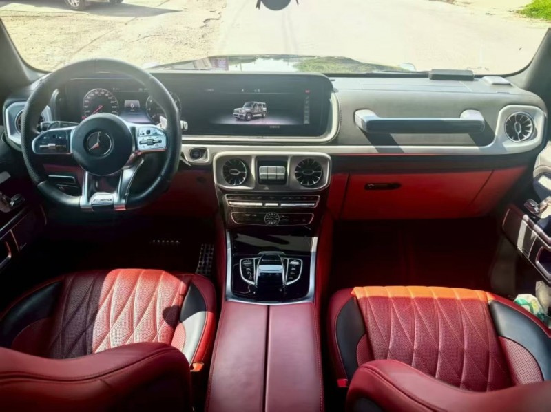 洛阳22年奔驰AMG3