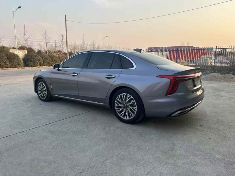 徐州22年红旗H58