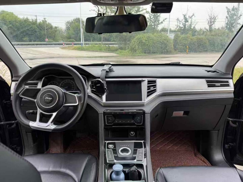 徐州19年众泰大迈X75