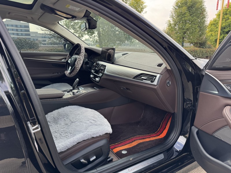 盐城22年宝马5系8