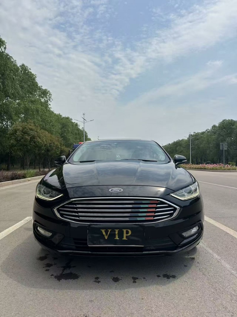 泰安18年福特蒙迪欧1