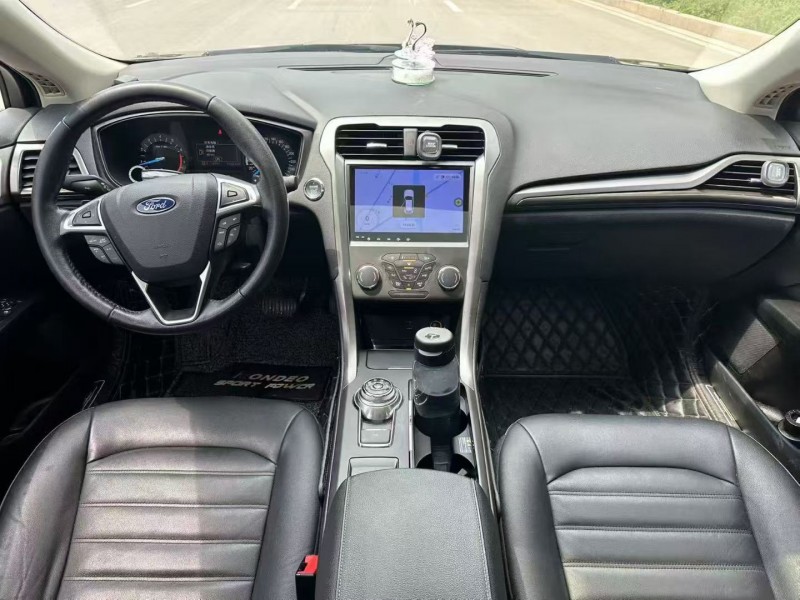 泰安18年福特蒙迪欧9