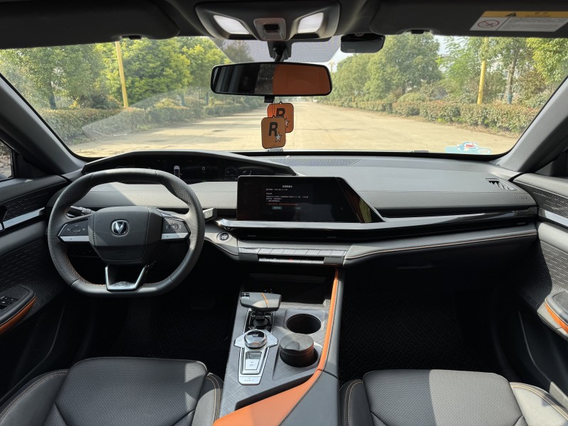 盐城23年长安汽车UNI9