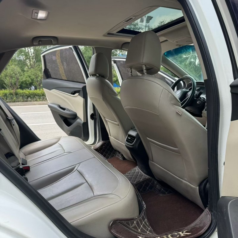 泰安18年别克英朗4