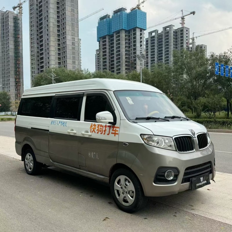 济宁19年华晨海狮2