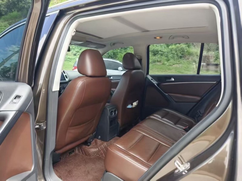 三明15年大众途观5