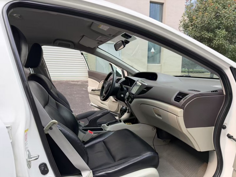 徐州13年本田思域5