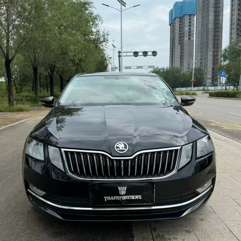 济宁20年斯柯达明锐1