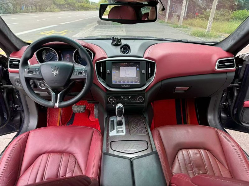 枣庄15年玛莎拉蒂Ghibli3