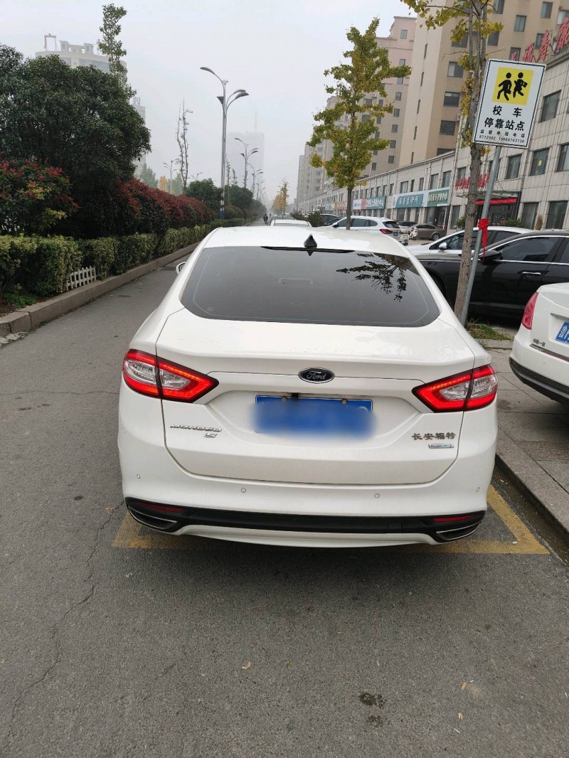 济宁16年福特蒙迪欧2