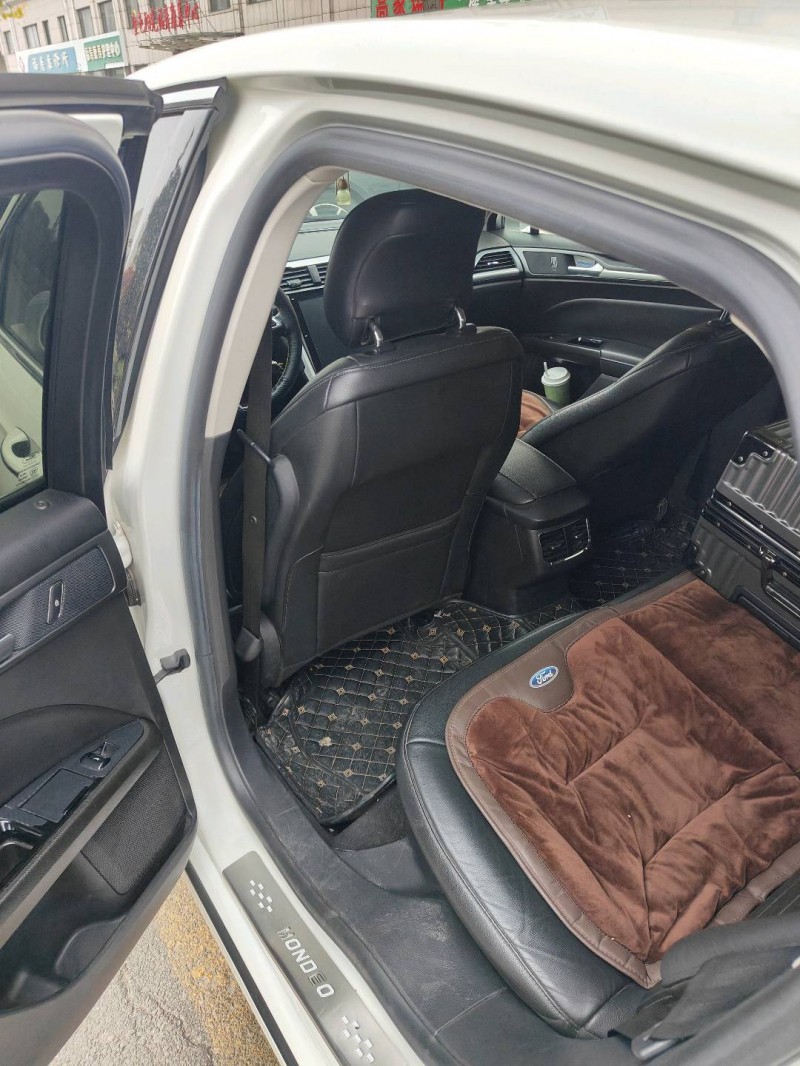 济宁16年福特蒙迪欧7