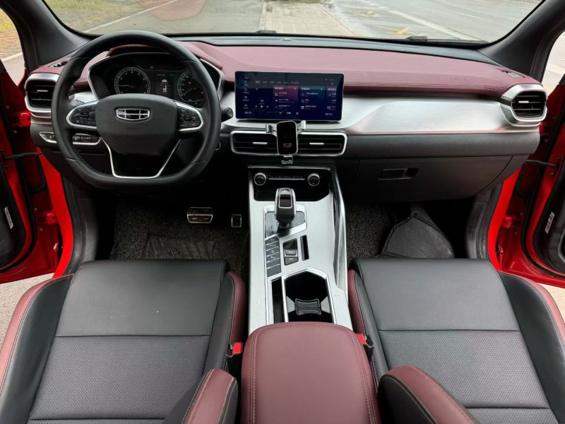 东营21年吉利缤越5